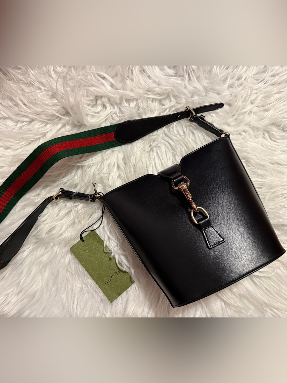 Gucci BUCKET SHOULDER BAG NWt